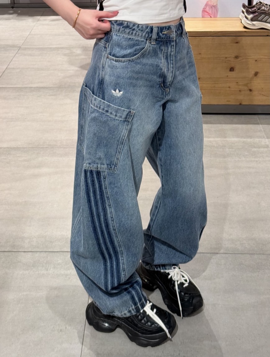 <國外限定>ADIDAS DENIM JOGGERS 寬鬆 高腰 口袋 彎刀 牛仔褲 KR2628