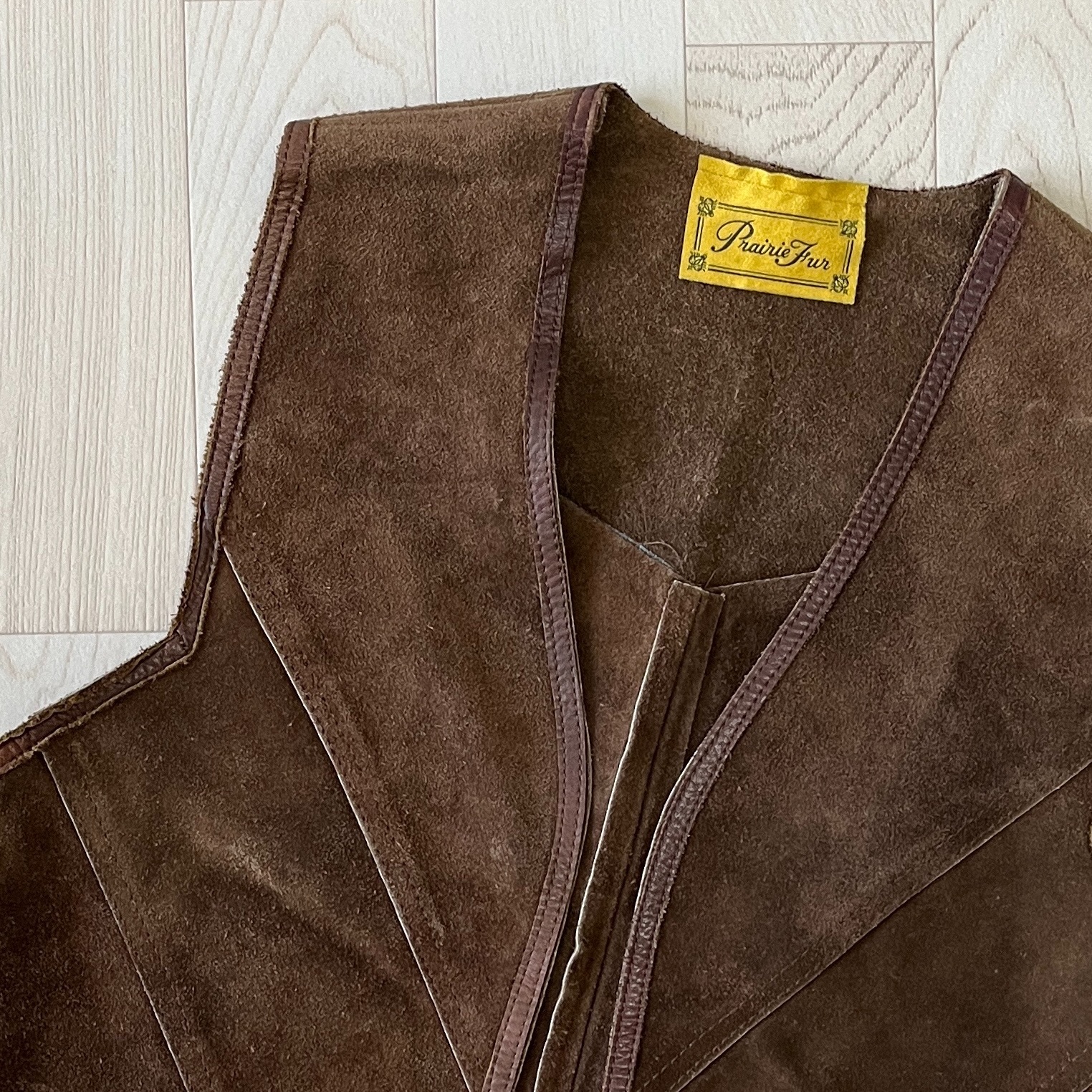 Prairie Fur 秋語斑斕麂皮背心