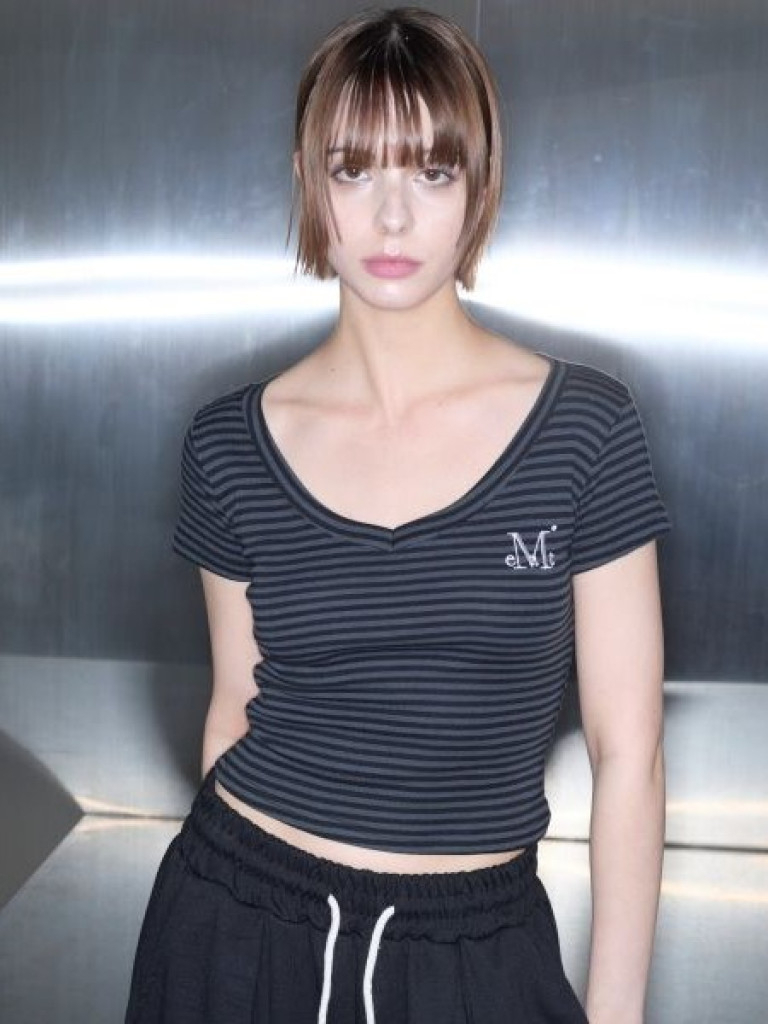 [現貨] MUCENT |EMMA V-NECK STRIPE HALF T