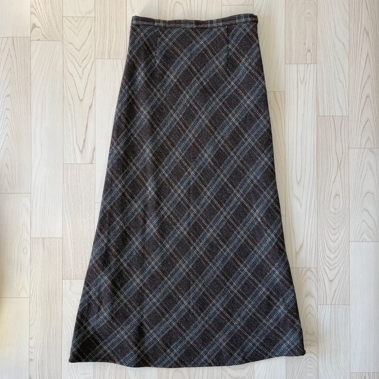 日本製復古窗格藍灰中長裙