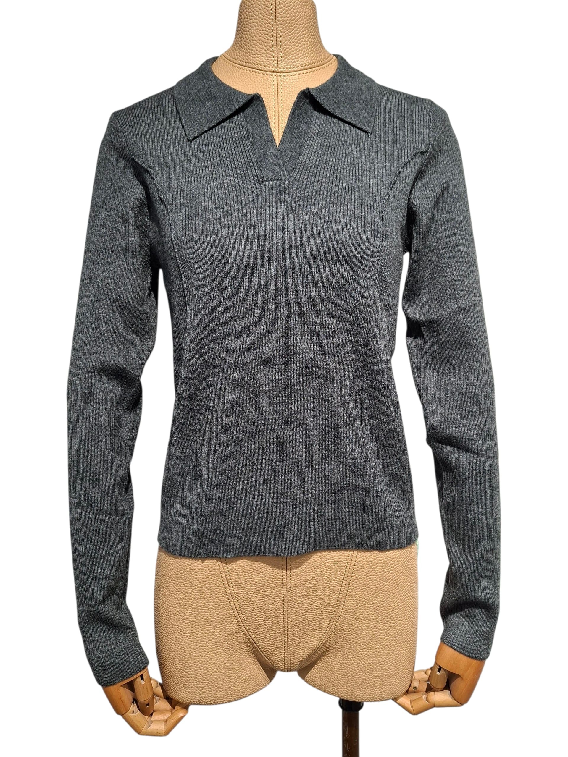 反領裝飾骨邊針織上衣（現貨款式）