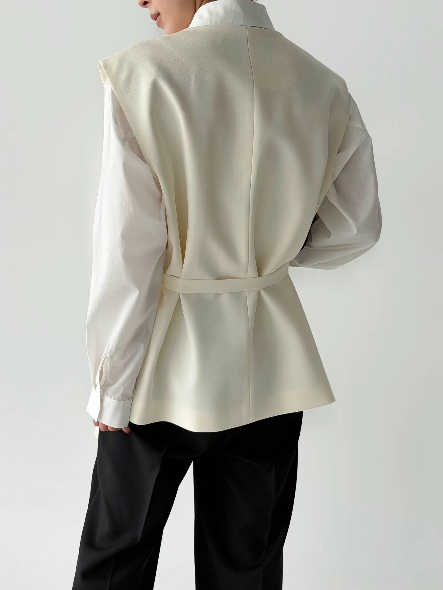 雙排釦腰綁西裝馬甲