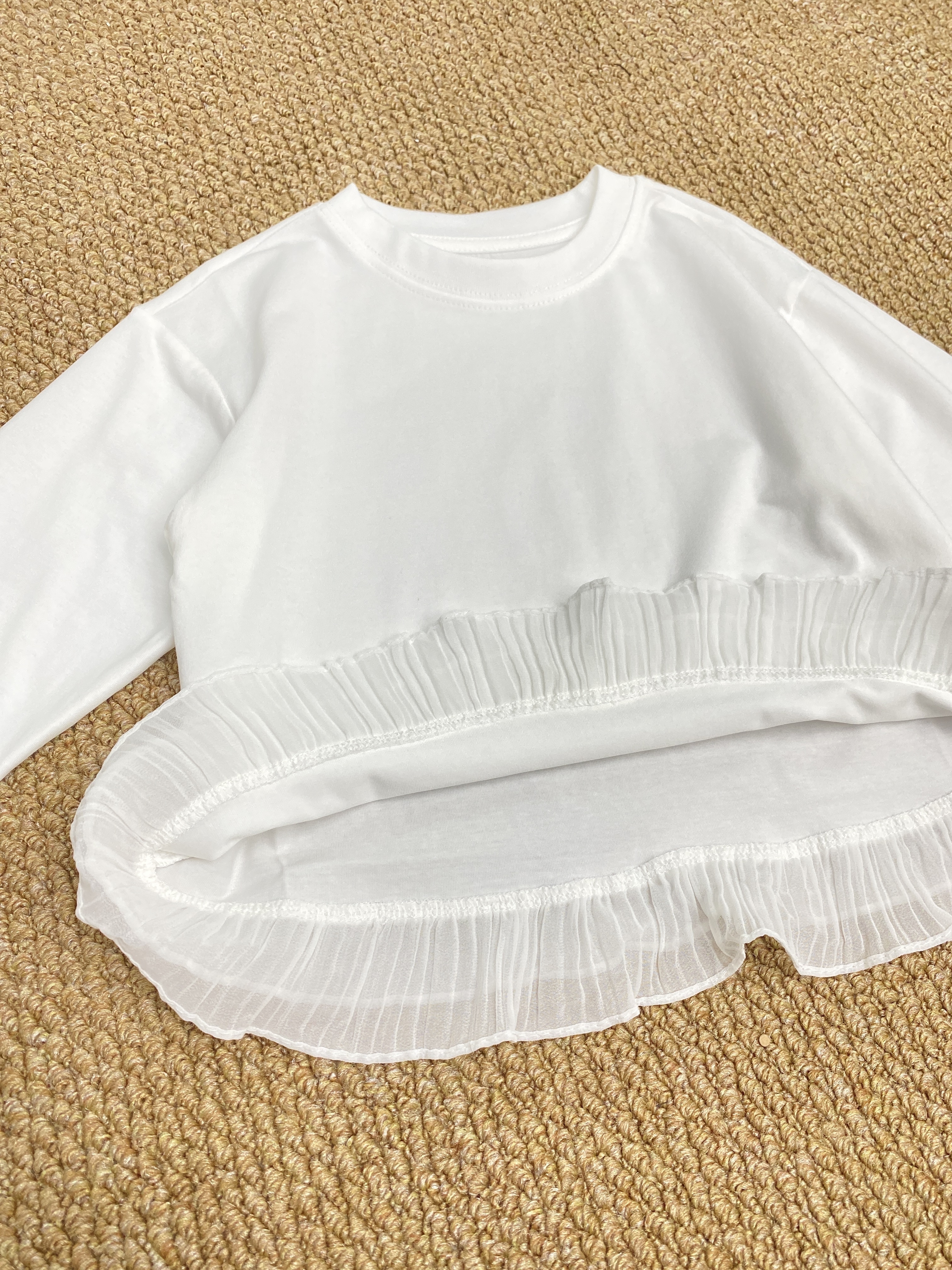 A04267下擺拼紗層次上衣