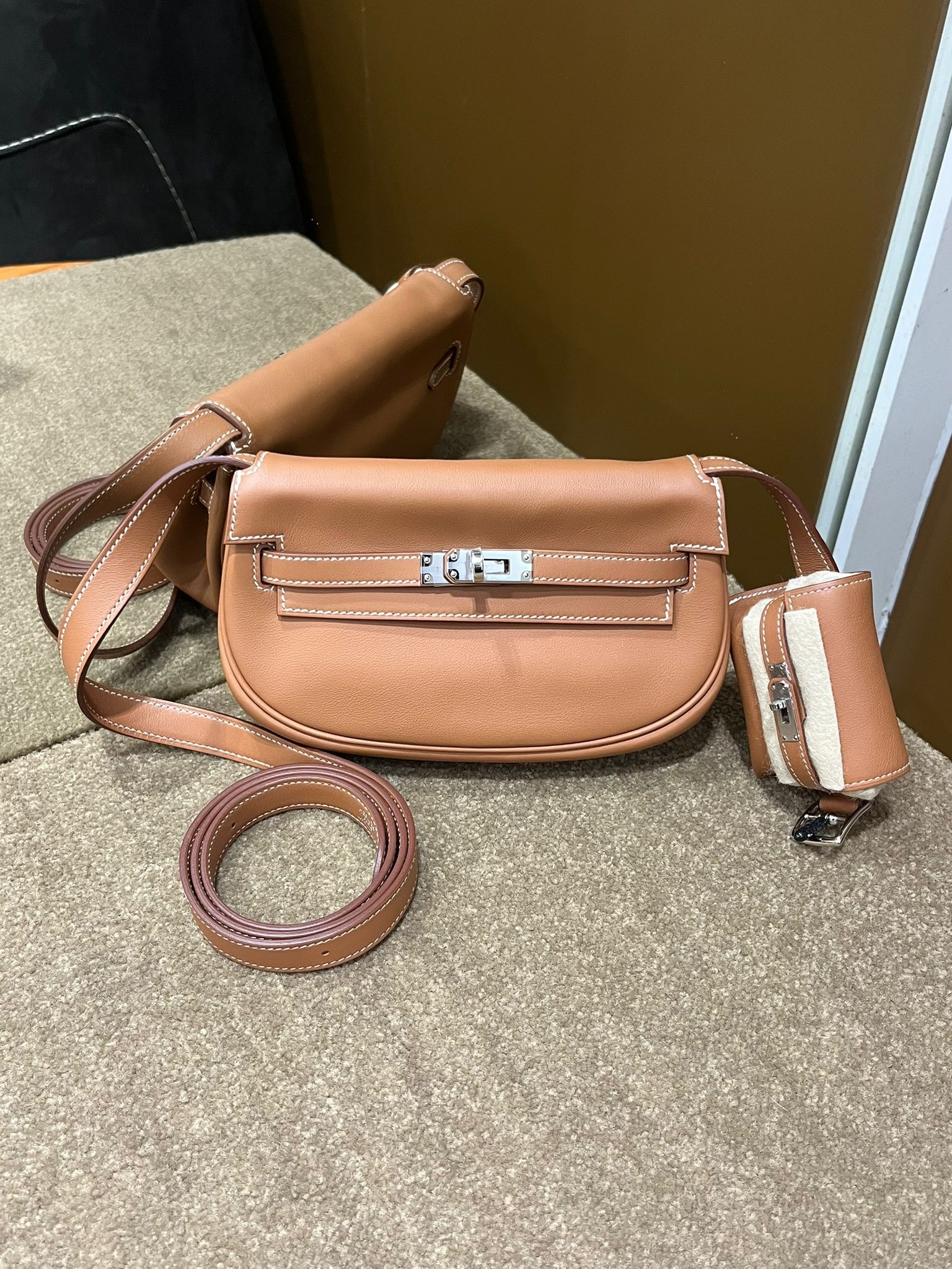 Kelly moove 37 gold ck Swift K