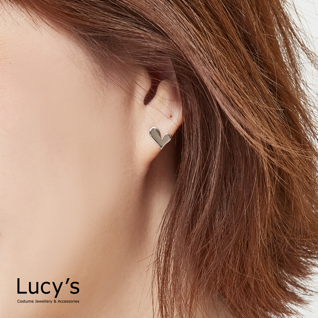 925純銀〔輕銀系列〕不對稱愛心 耳環 (126391)