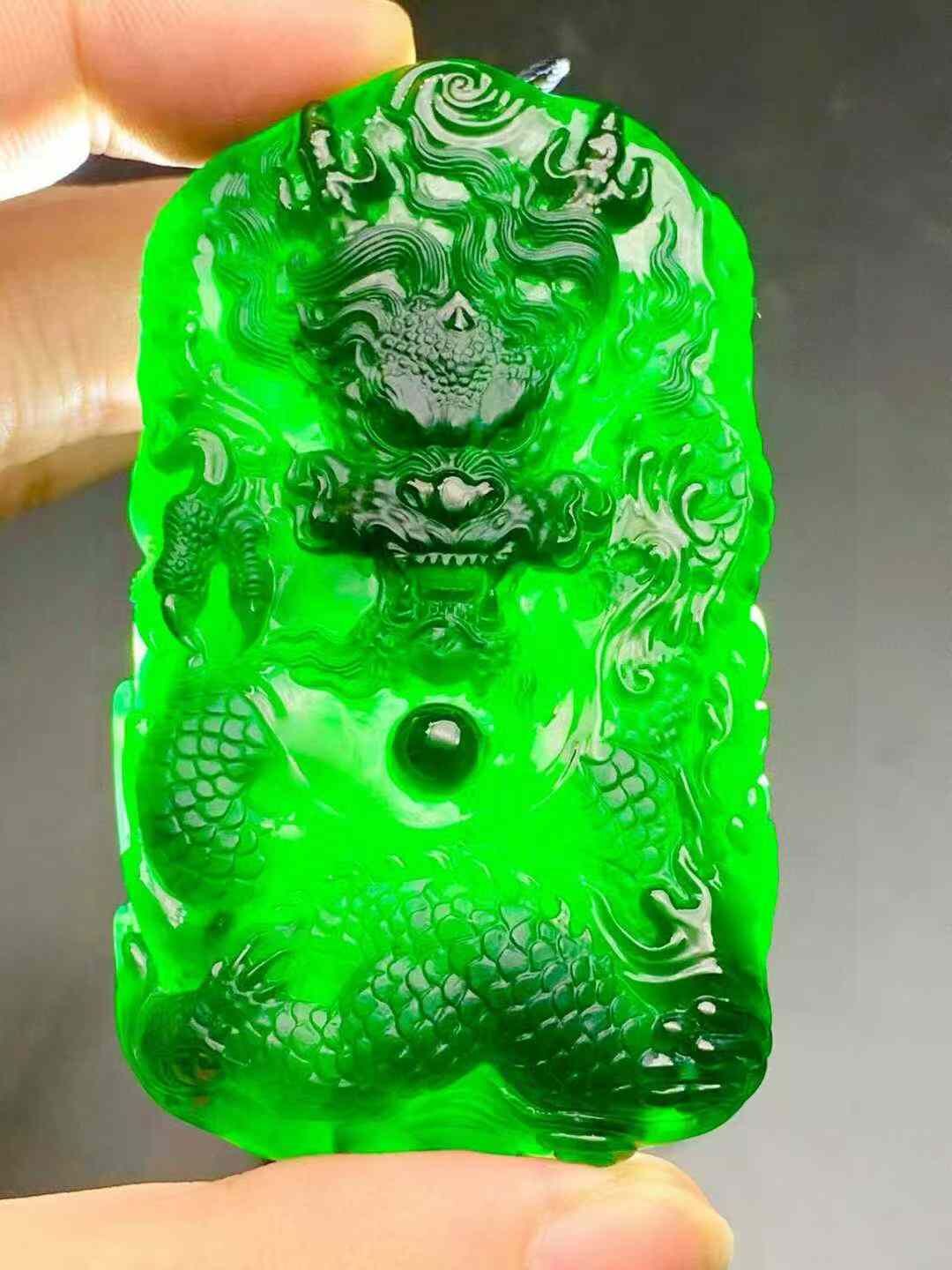 1235956 翡翠墨翠龍行天下