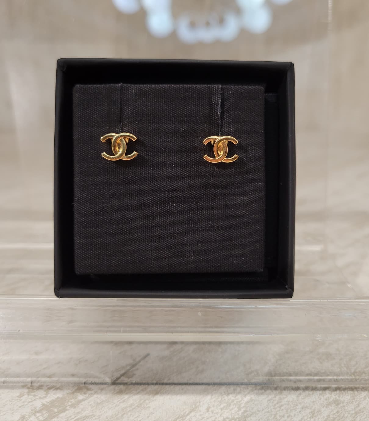 CHANEL ABH151 EARRINGS CC LOGO GOLD 0.8CM 金色迷你 logo 耳環