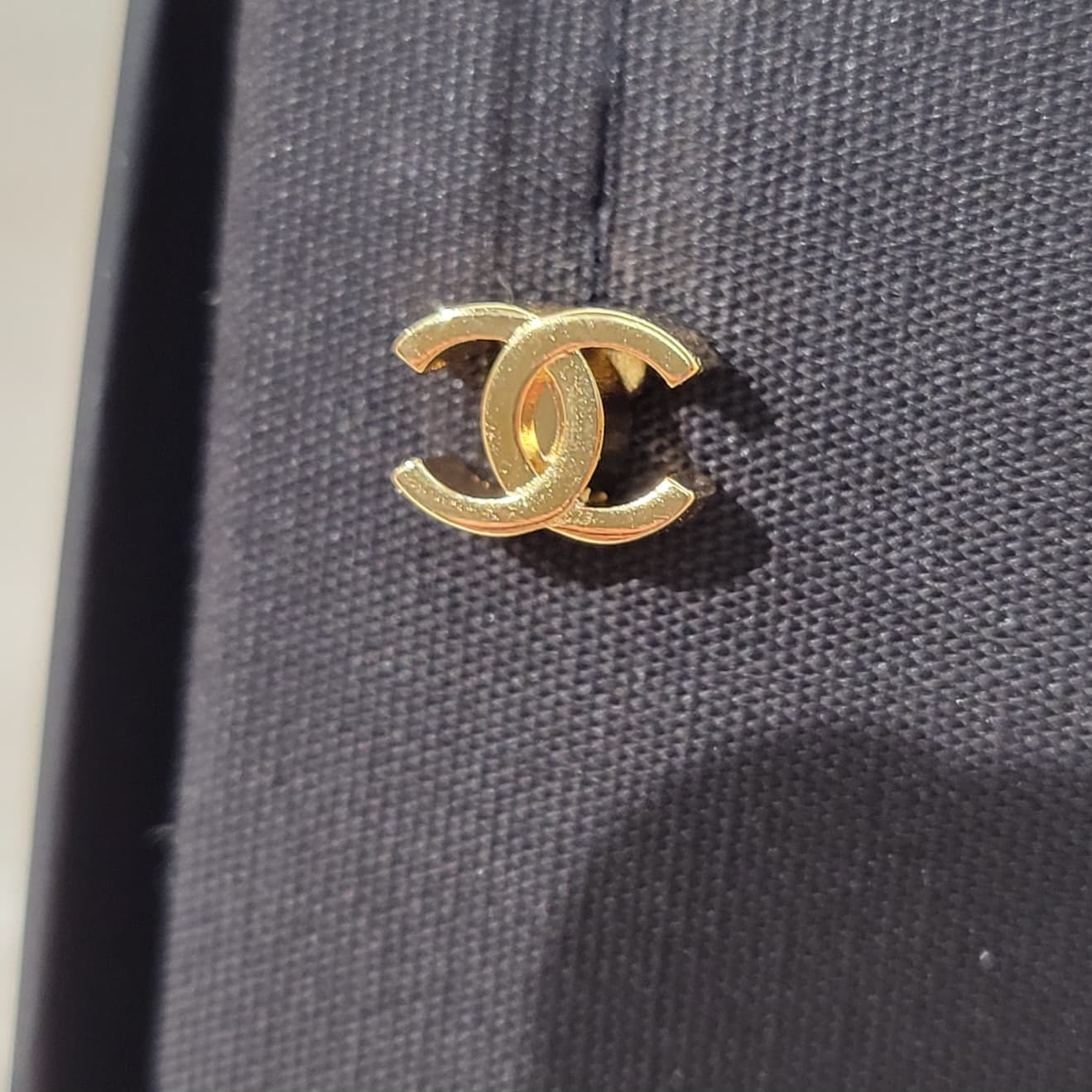 CHANEL ABH151 EARRINGS CC LOGO GOLD 0.8CM 金色迷你 logo 耳環