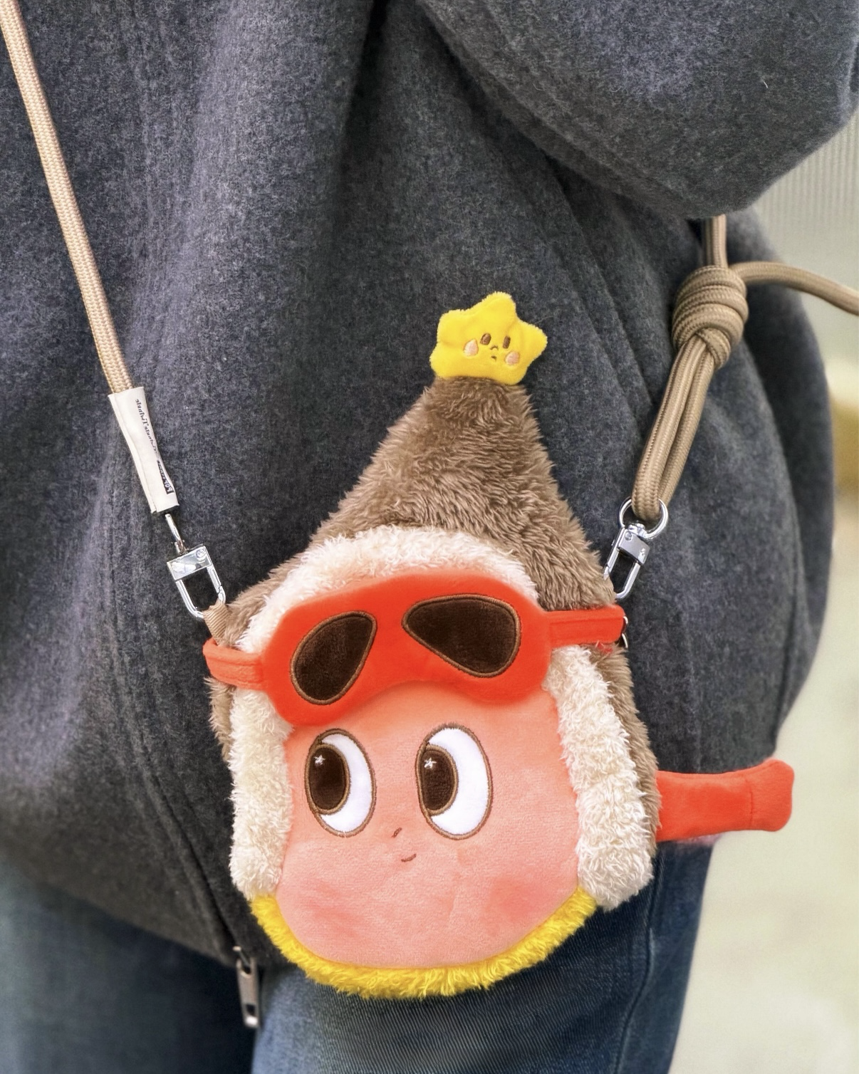 <官方正版>POPMART 泡泡瑪特 TWINKLE TWINKLE 星星人 奇妙漫遊系列 飛行員 毛絨斜背包