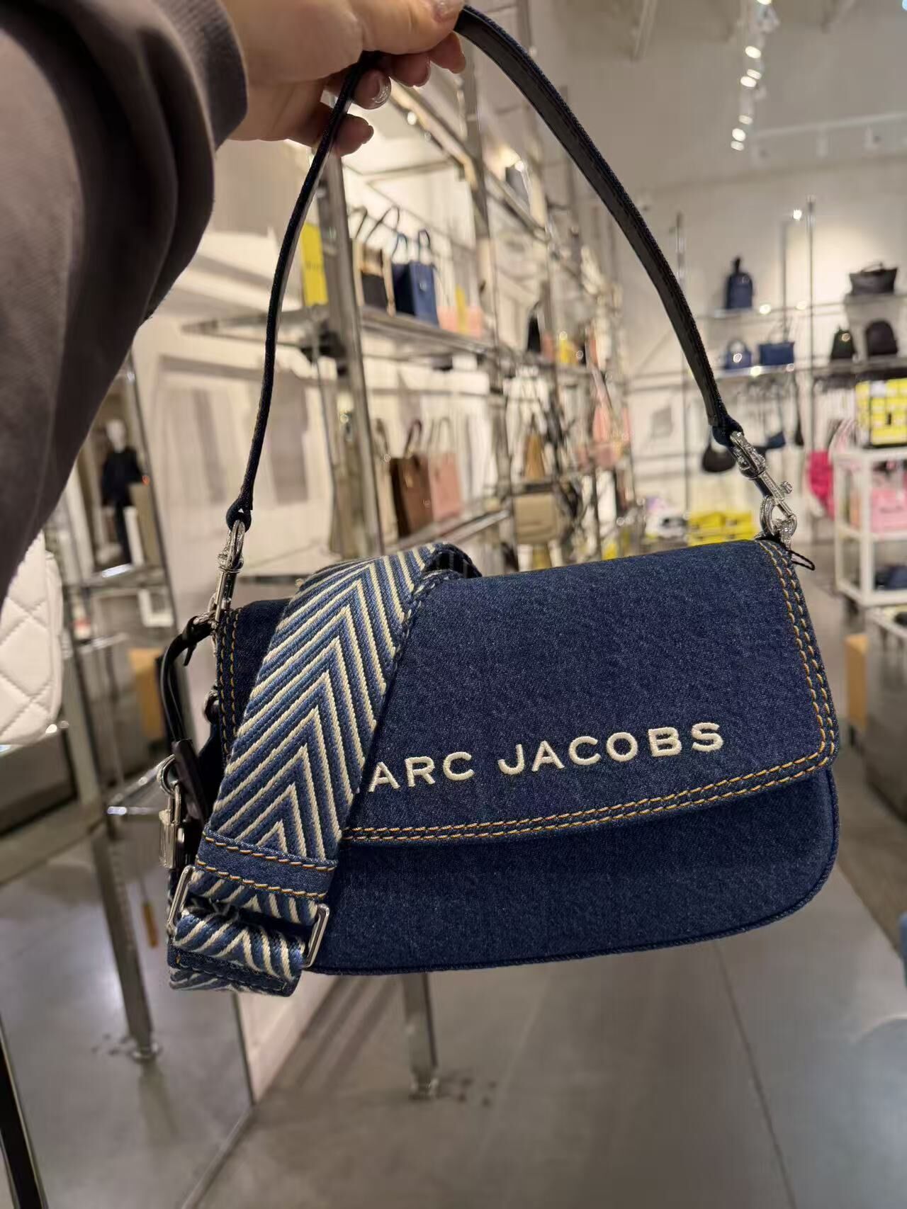 【直播】Marc Jacobs LX021113 牛仔單肩包