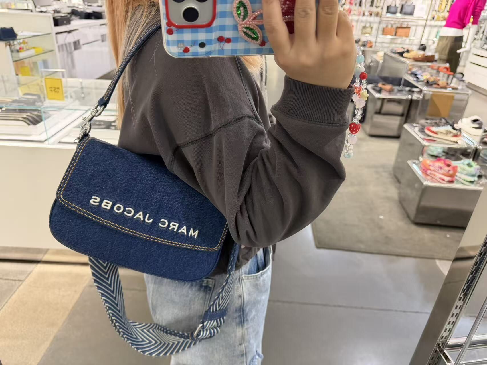 【直播】Marc Jacobs LX021113 牛仔單肩包