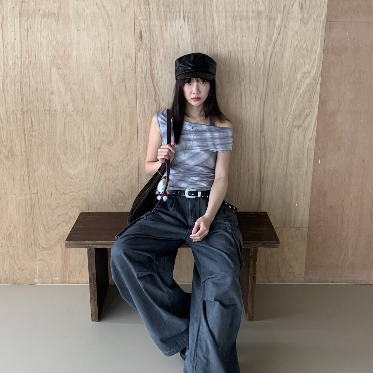 ISA_韓系格紋控 不規則領假二件側抓皺背心_61049