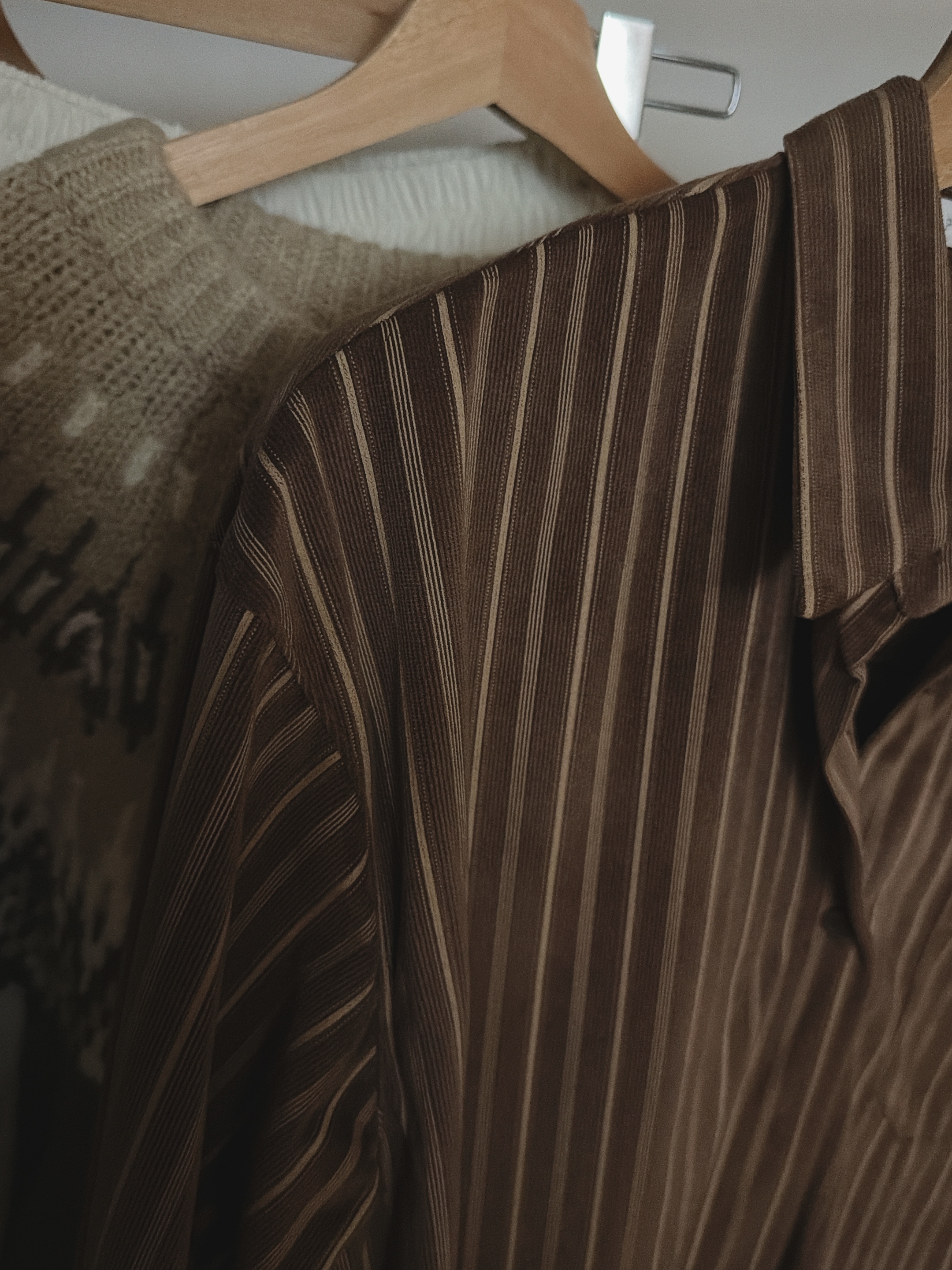 請包色！超柔感直條設計師拼色襯衫