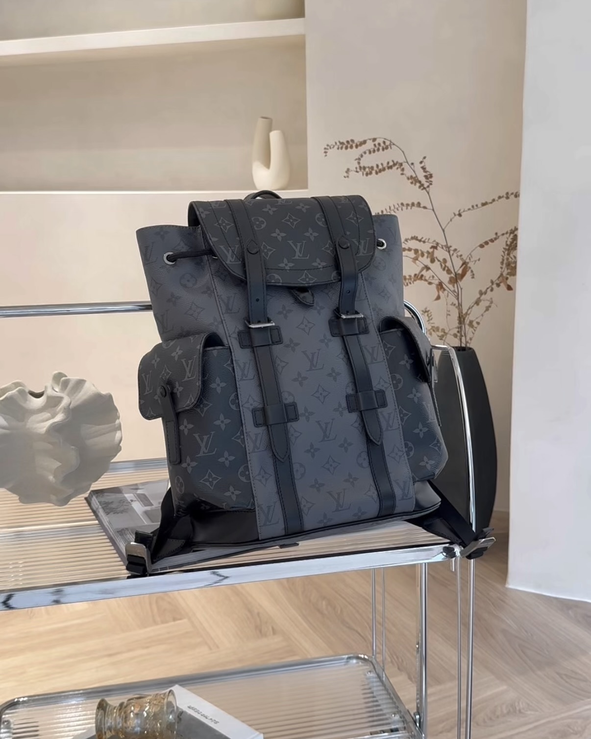 LV｜CHRISTOPHER PM 後背包 灰色/黑色 M46331