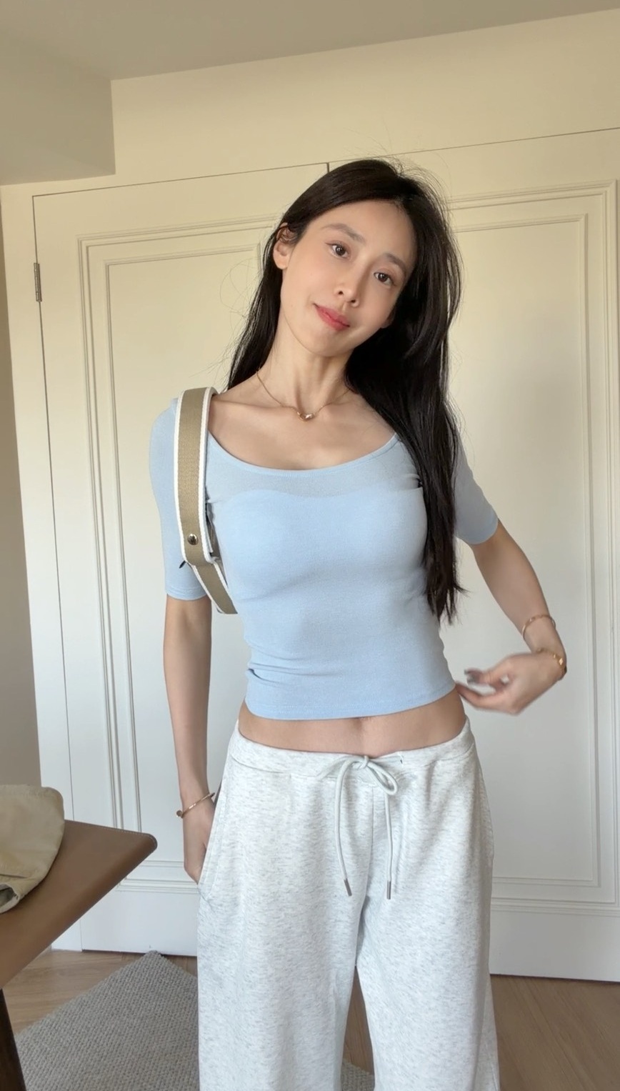 U領修身短袖上衣