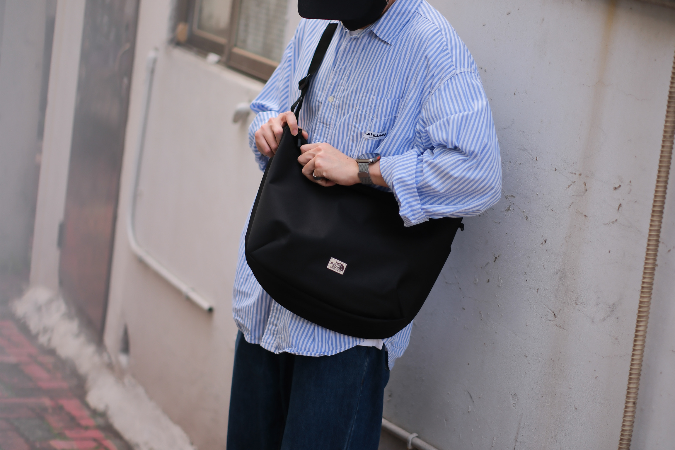 ｜奇蹟補貨！｜The North Face  Hobo 彎月機能側背包