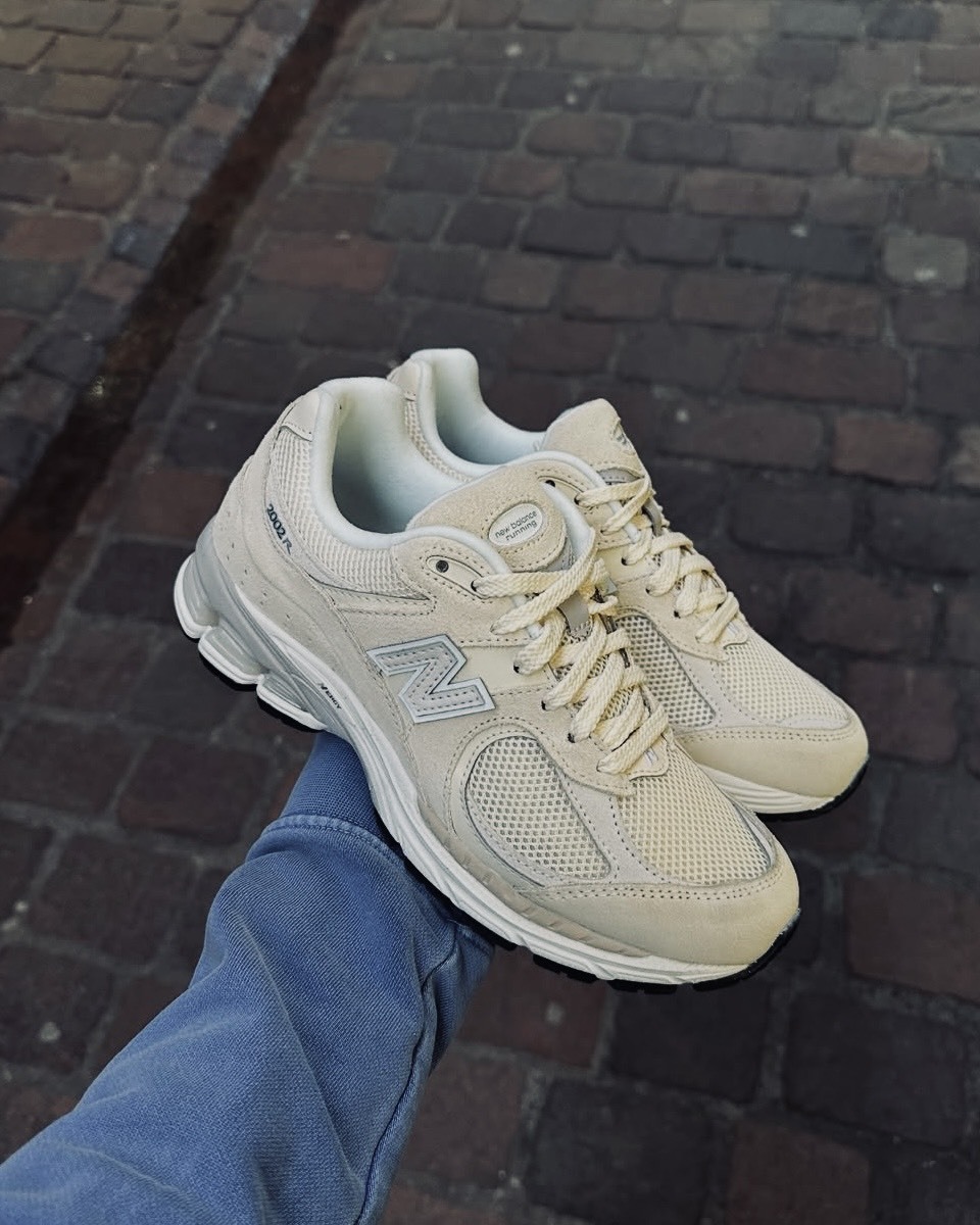 <爆折一波>New Balance NB 2002R 工裝 麂皮 淺米