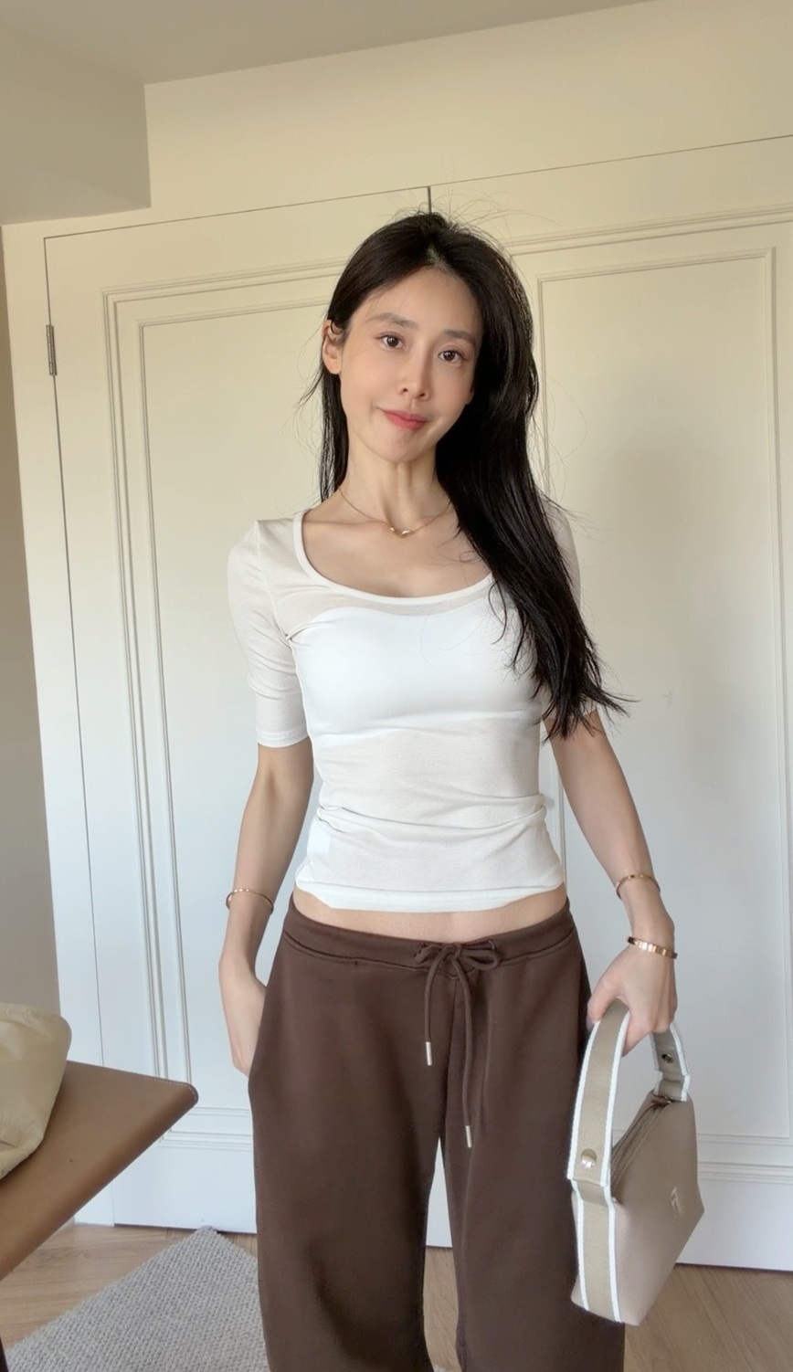 低胸打底短袖上衣