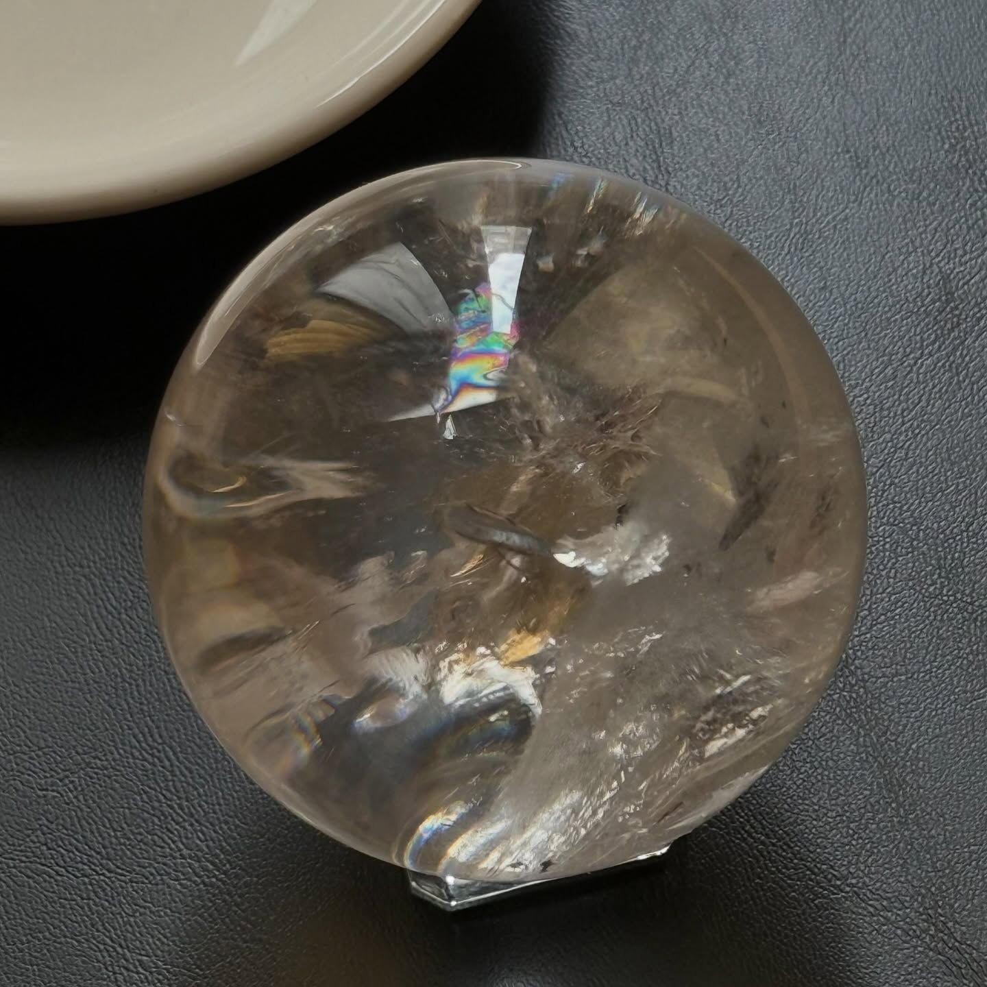 [原石] 白水晶球 有彩虹光 約 5 公分