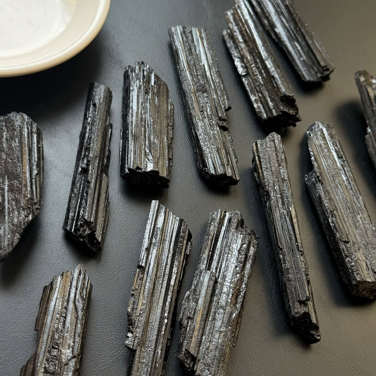 [原石] 黑碧璽 長條形 原礦