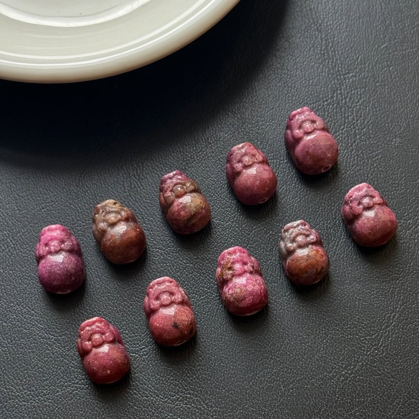 [原石] 鈷方解石 貔貅 通孔