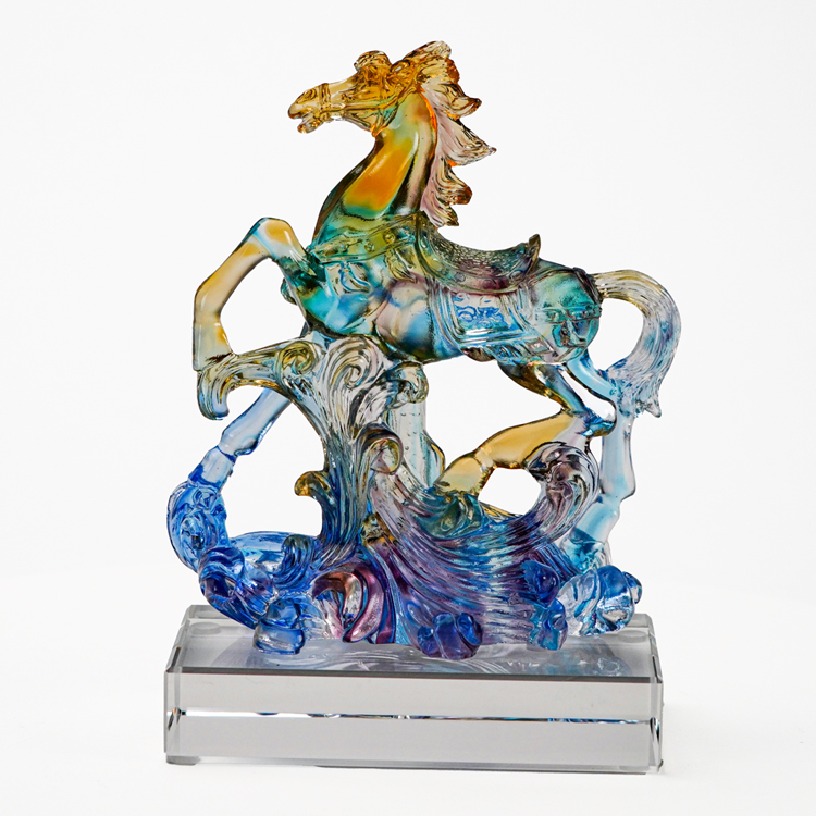 鹿港窯禮品館|琉璃馬擺飾獎牌推薦 馬到成功開運招財藝術精品