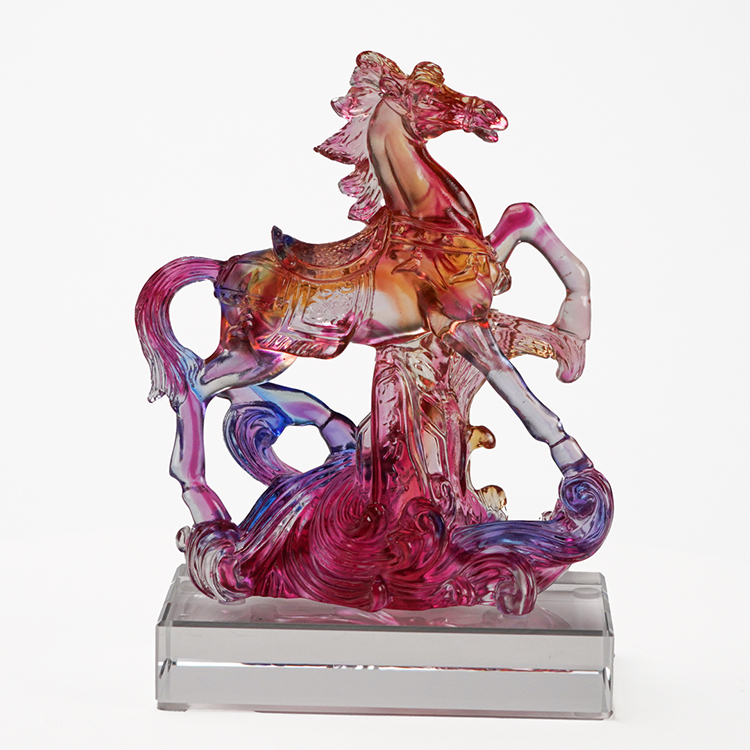 鹿港窯禮品館｜琉璃馬擺飾獎牌推薦 馬到成功開運招財藝術精品