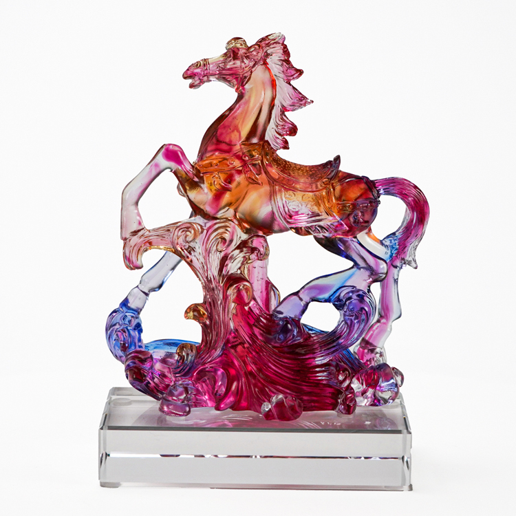 鹿港窯禮品館|琉璃馬擺飾獎牌推薦 馬到成功開運招財藝術精品