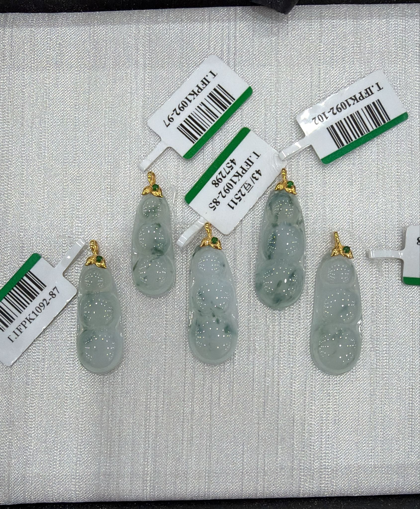 PV23 18k飄花冰豆子 (JD7912) **連證書