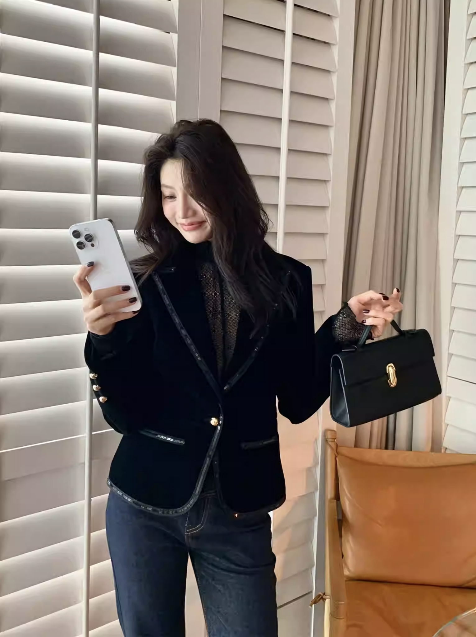 經典黑絲絨質感V領合身西裝外套-S-L (Elegant & Love)