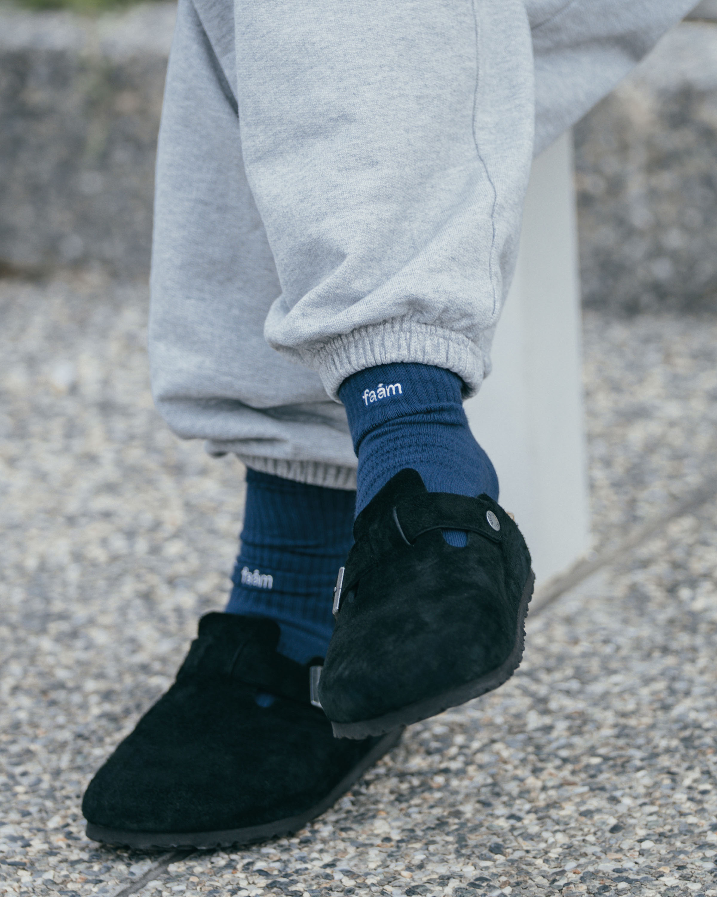 FAAM ESSENTIAL CREW - 素面單色針織高筒襪