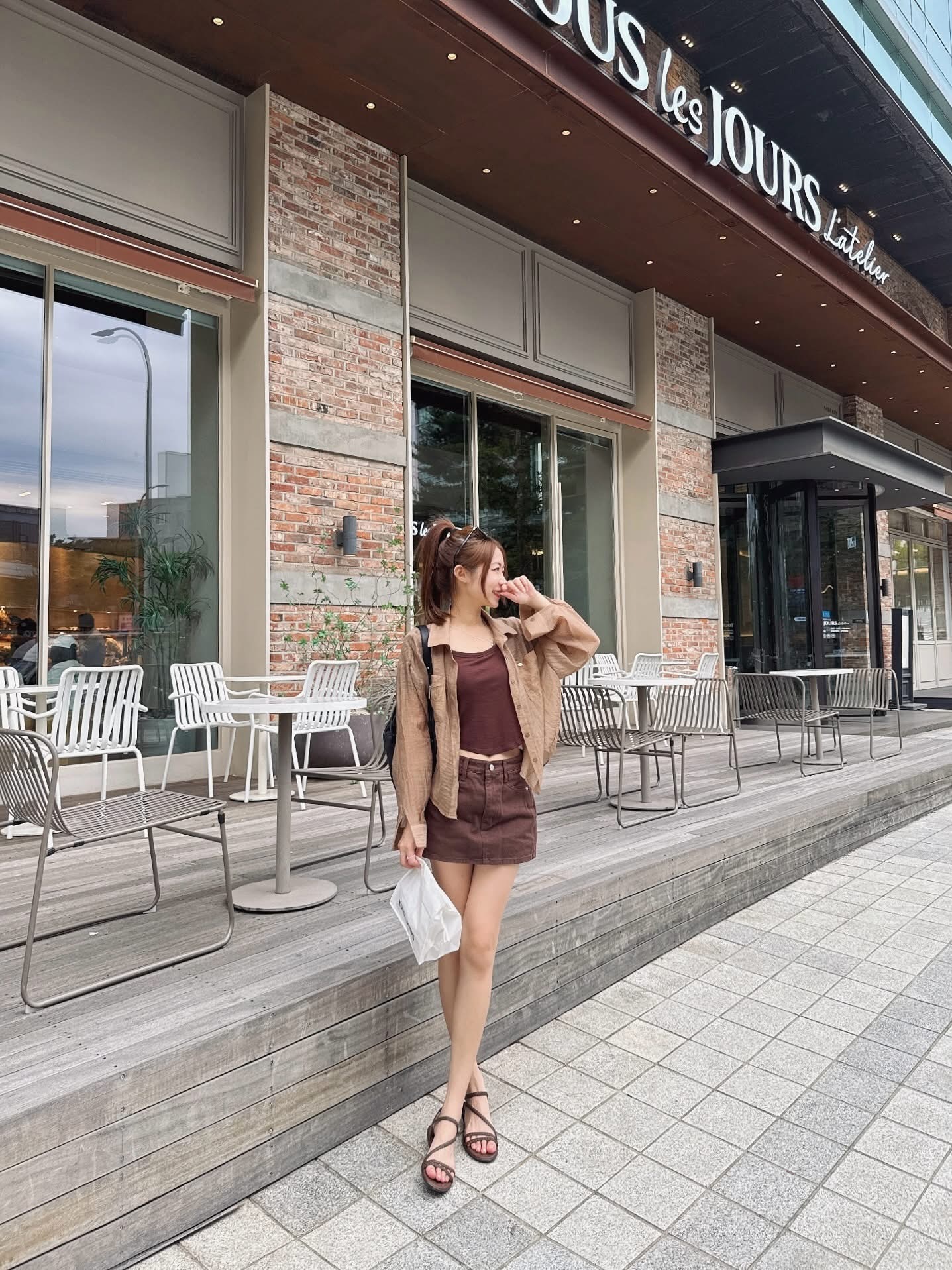 奈奈包色！夏日微辣半糖奶咖牛仔短褲裙 (咖/M)