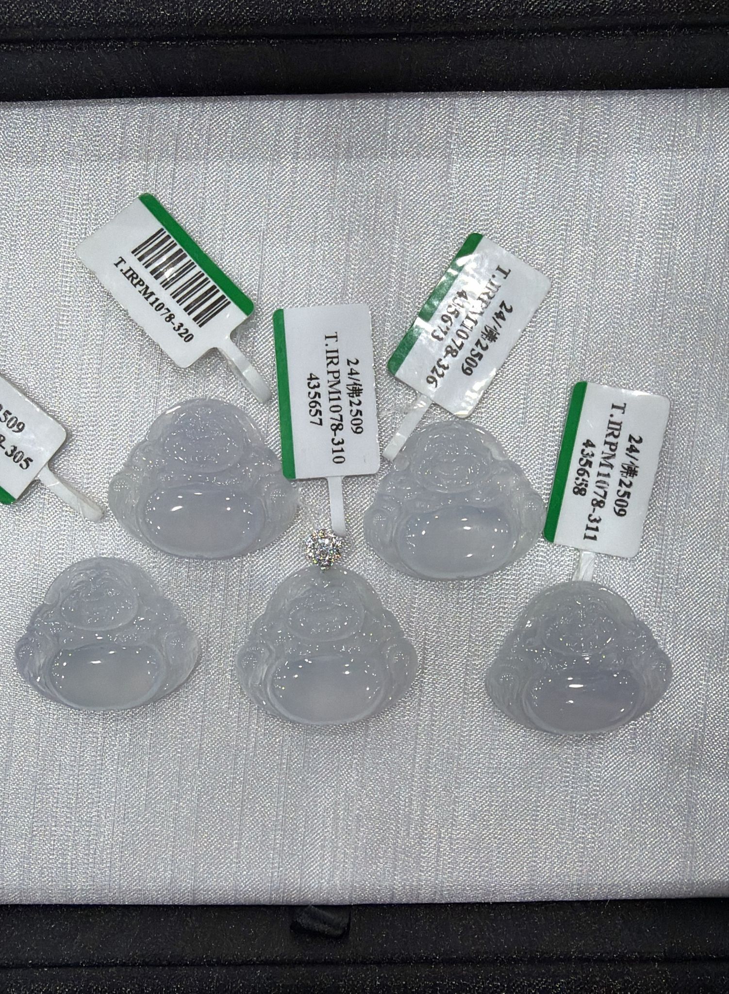 PV45 18k冰紫佛公 (JD8077) **連證書