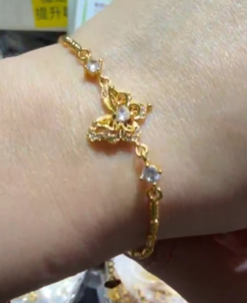260211 - G18 真金電鍍立體閃鑽蝴蝶手鏈（一物一證書）