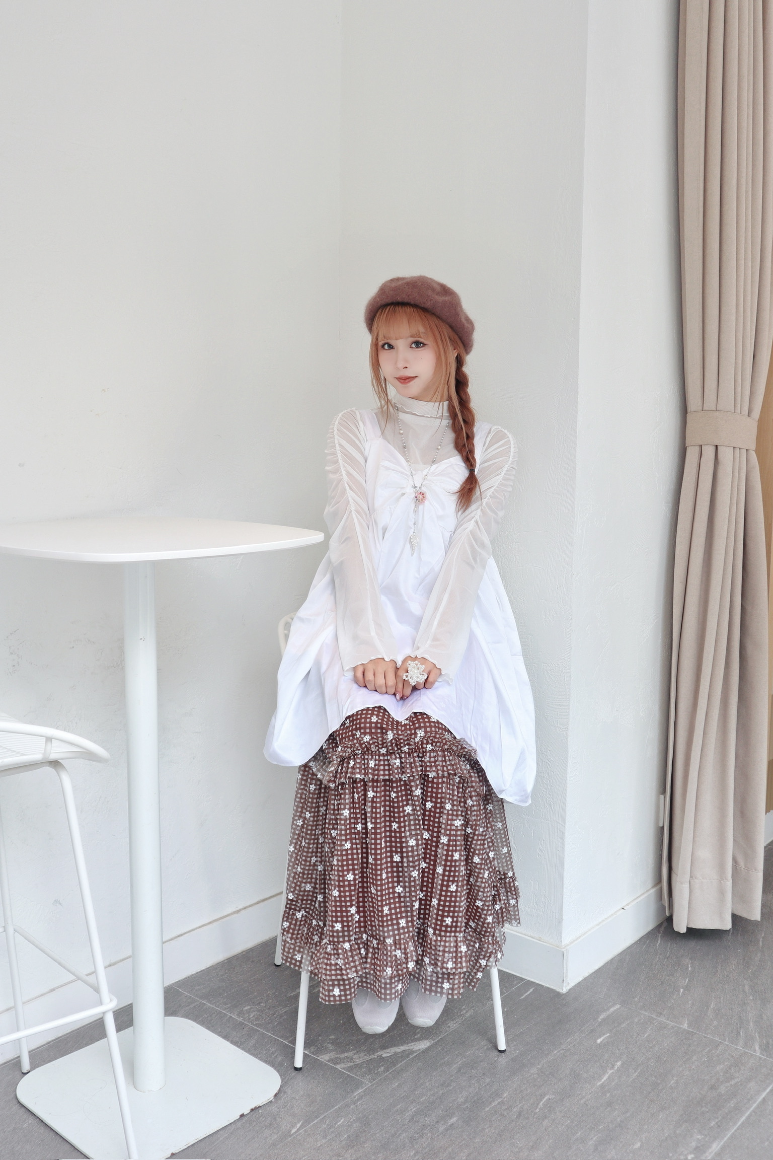 今期必入！紗紗花花Ruffles dress 啡色