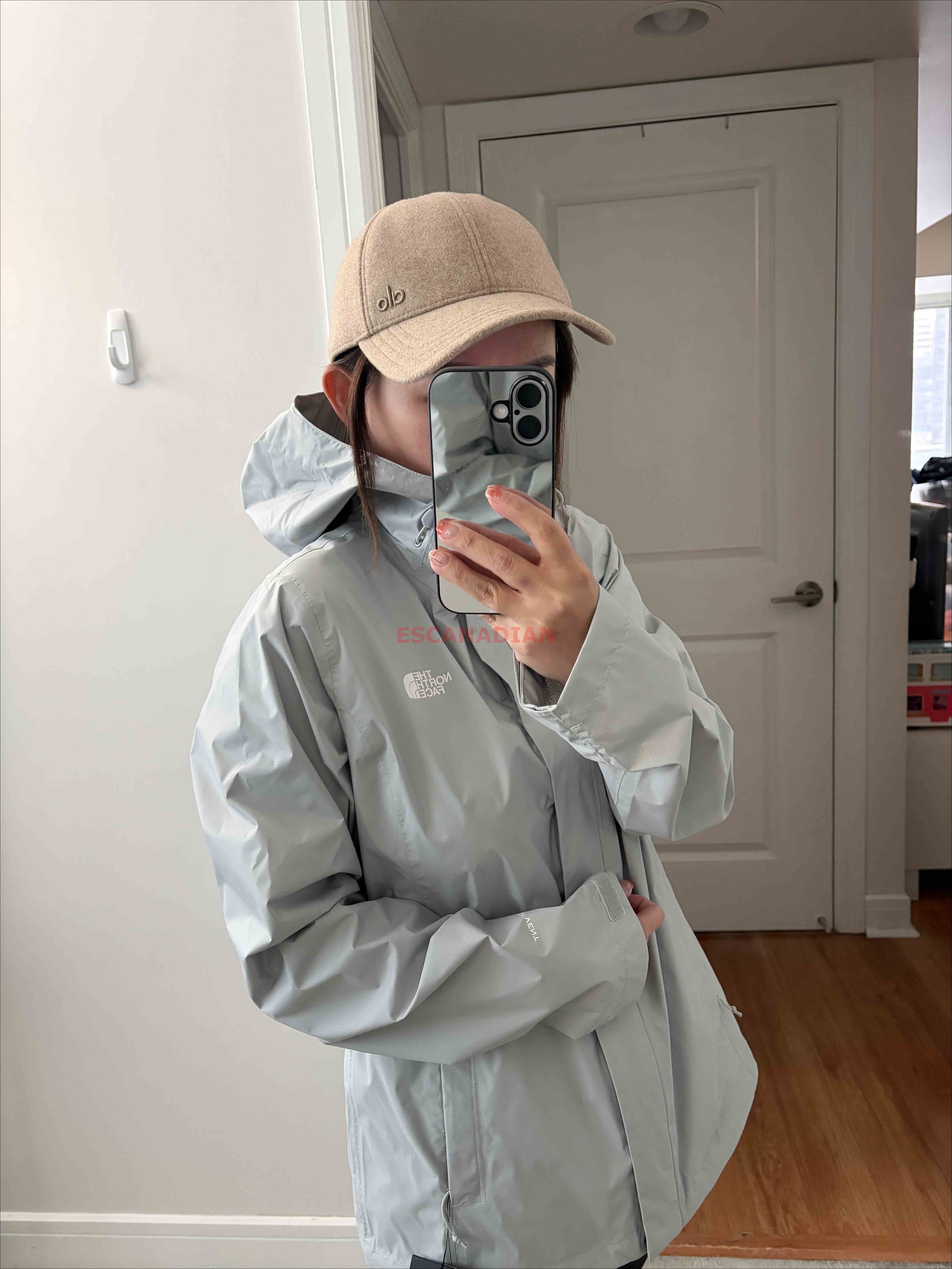 THE NORTH FACE 女大人 Dryvent面料 多功能 高係數防水 防風 可收納 連帽 風衣外套