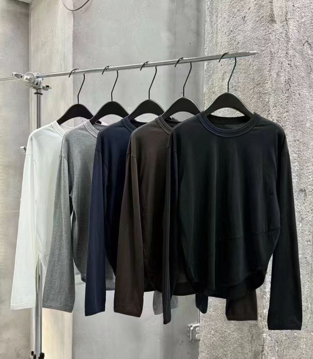 H Studio CHD025ZS3 造型下襬棉T