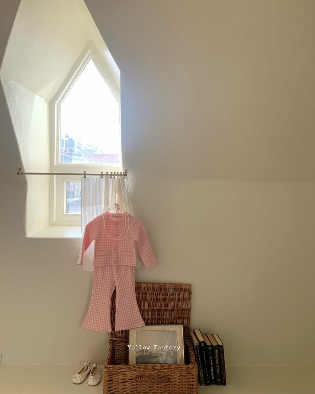 正韓春yellowfactory 兩色高級感格紋喇叭褲