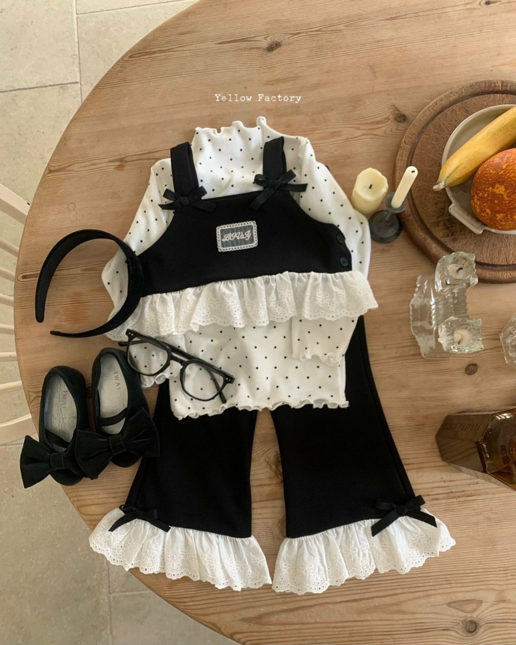 正韓春yellowfactory 點點木耳捲邊上衣