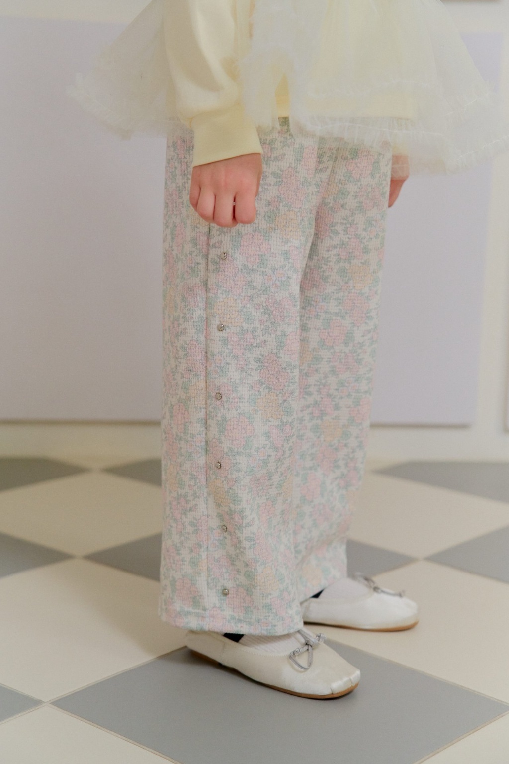 正韓春Chouchoushasha 古典奶油碎花長褲