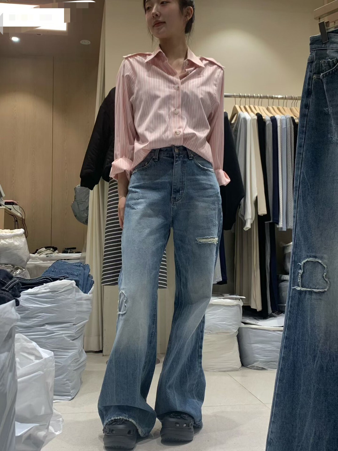 愛心貼片牛仔寬長褲