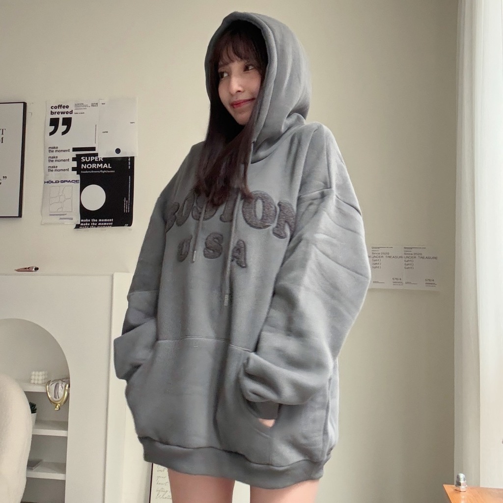 80679 BOSTON 毛毛刺繡帽T (J)