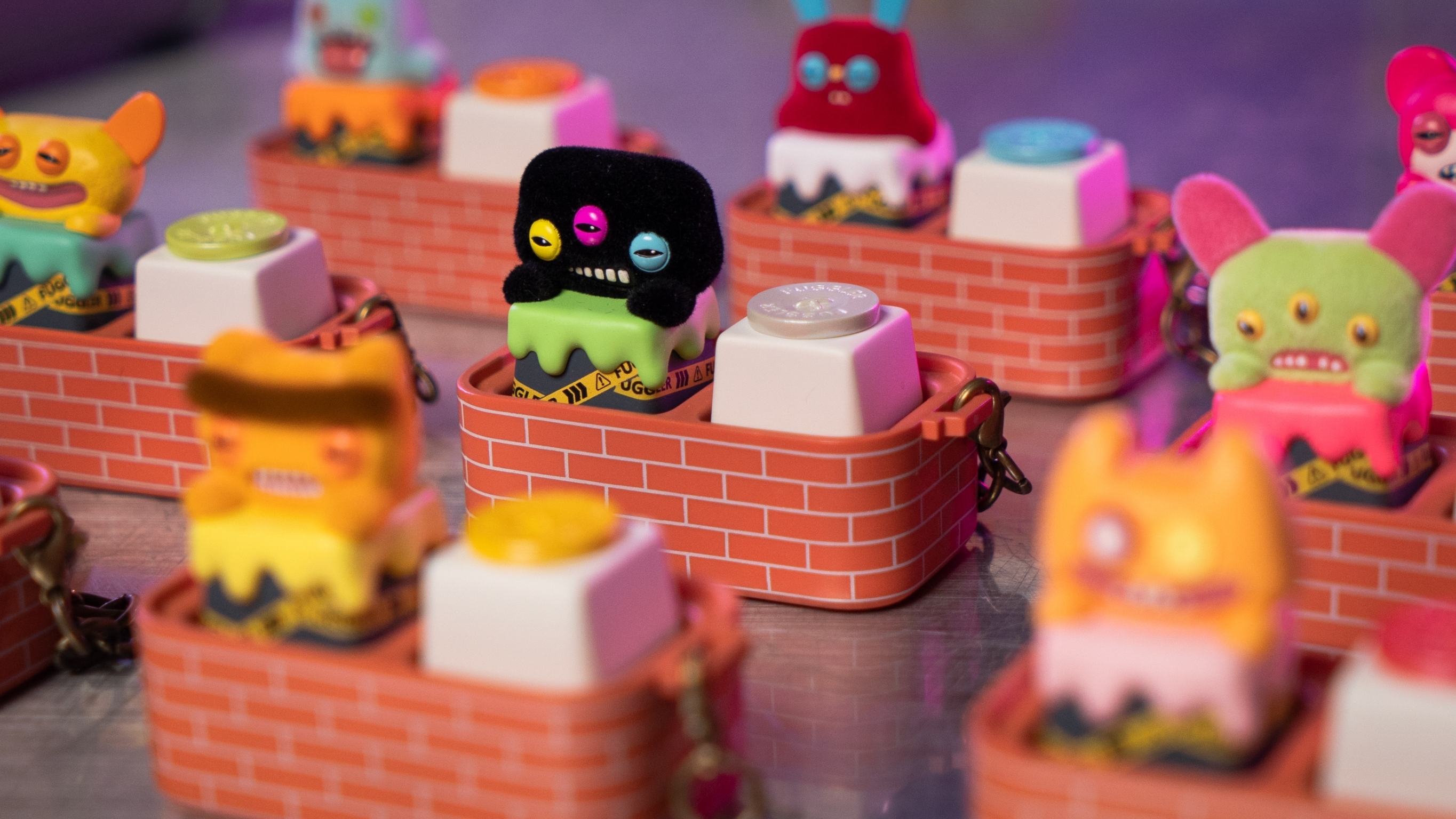 Fuggler 牙齒怪實驗逃出系列背帶鞦韆掛飾盲盒 [16入/中盒]