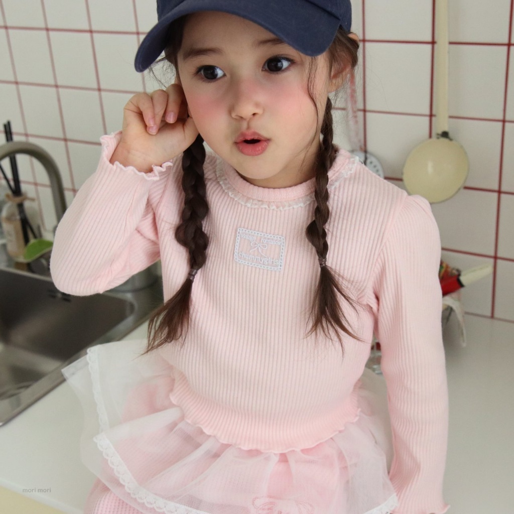 正韓春Morimori 四色蕾絲小標捲邊合身上衣