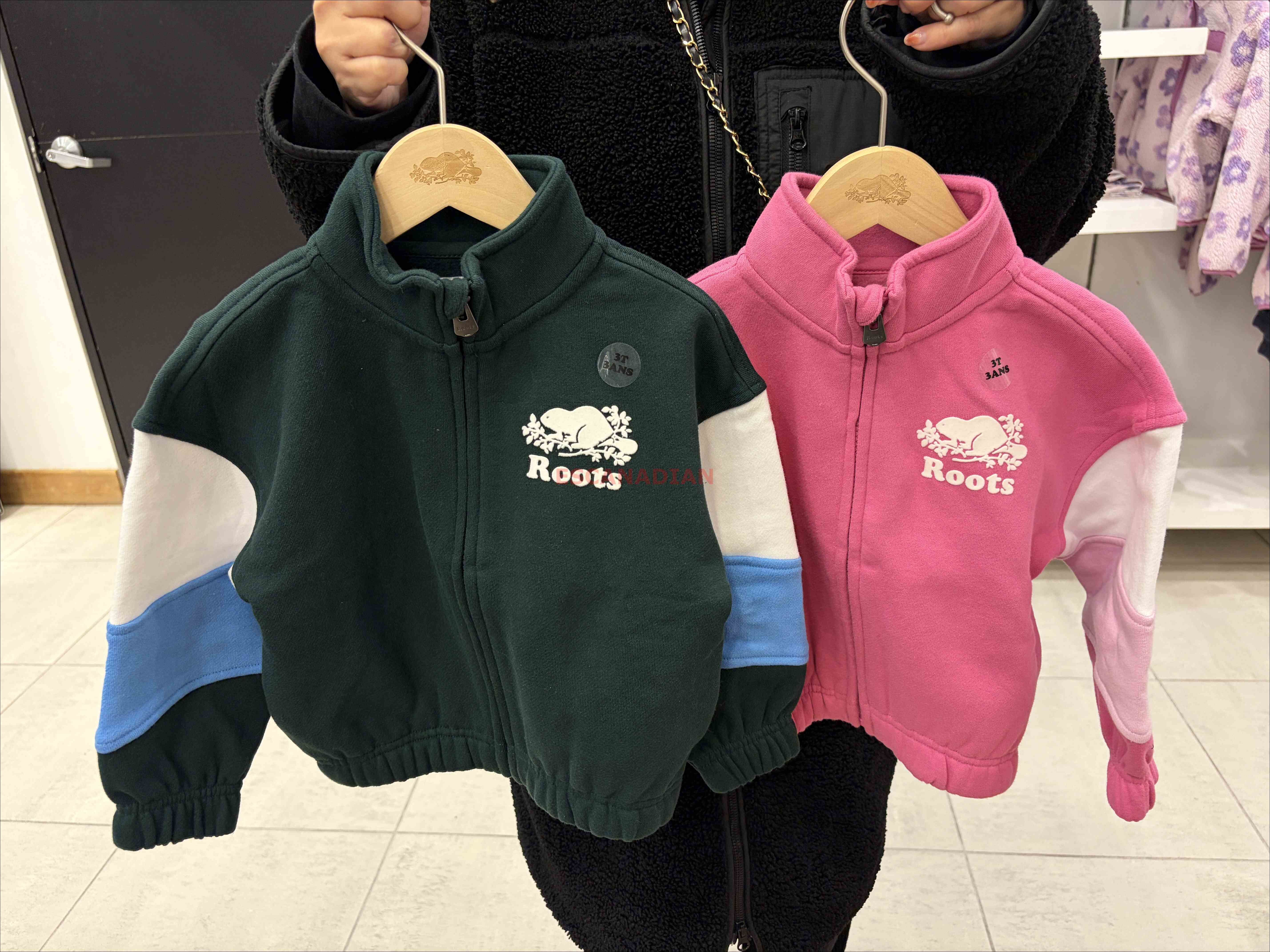 ROOTS 小童 運動系列 落肩寬版 刷毛 柔軟厚棉質 運動外套 (2色)