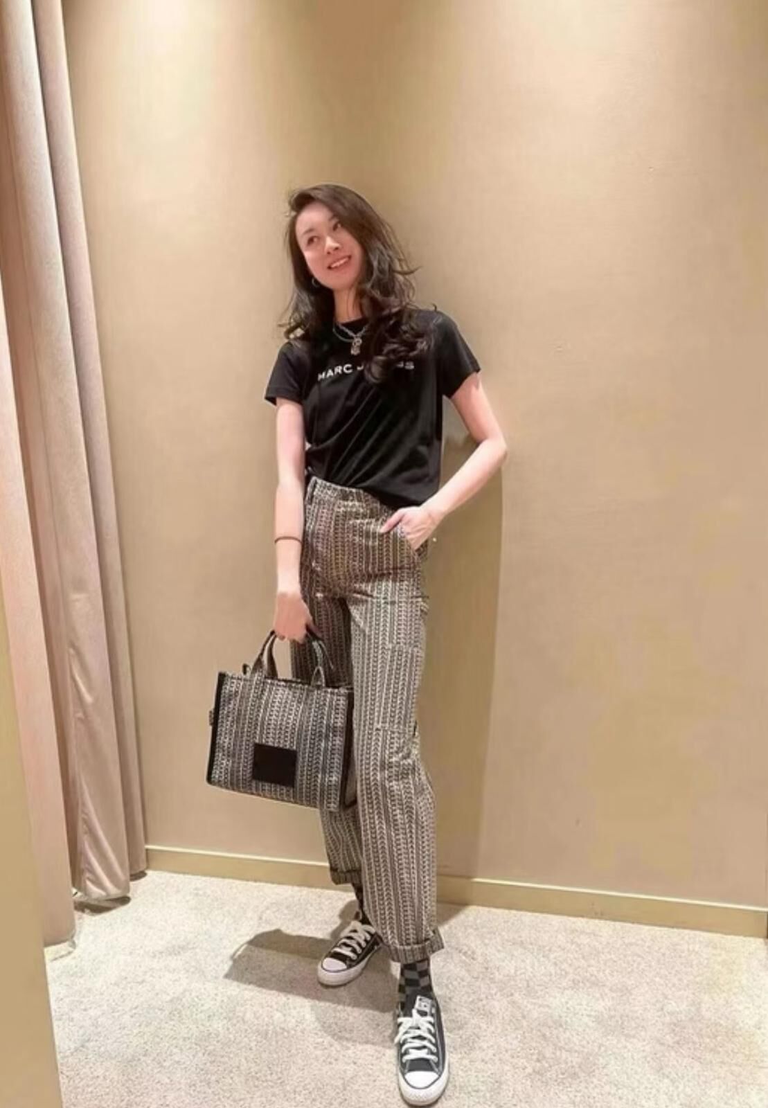 【直播】Marc Jacobs LX021121 logo花紋托特包(黑色)