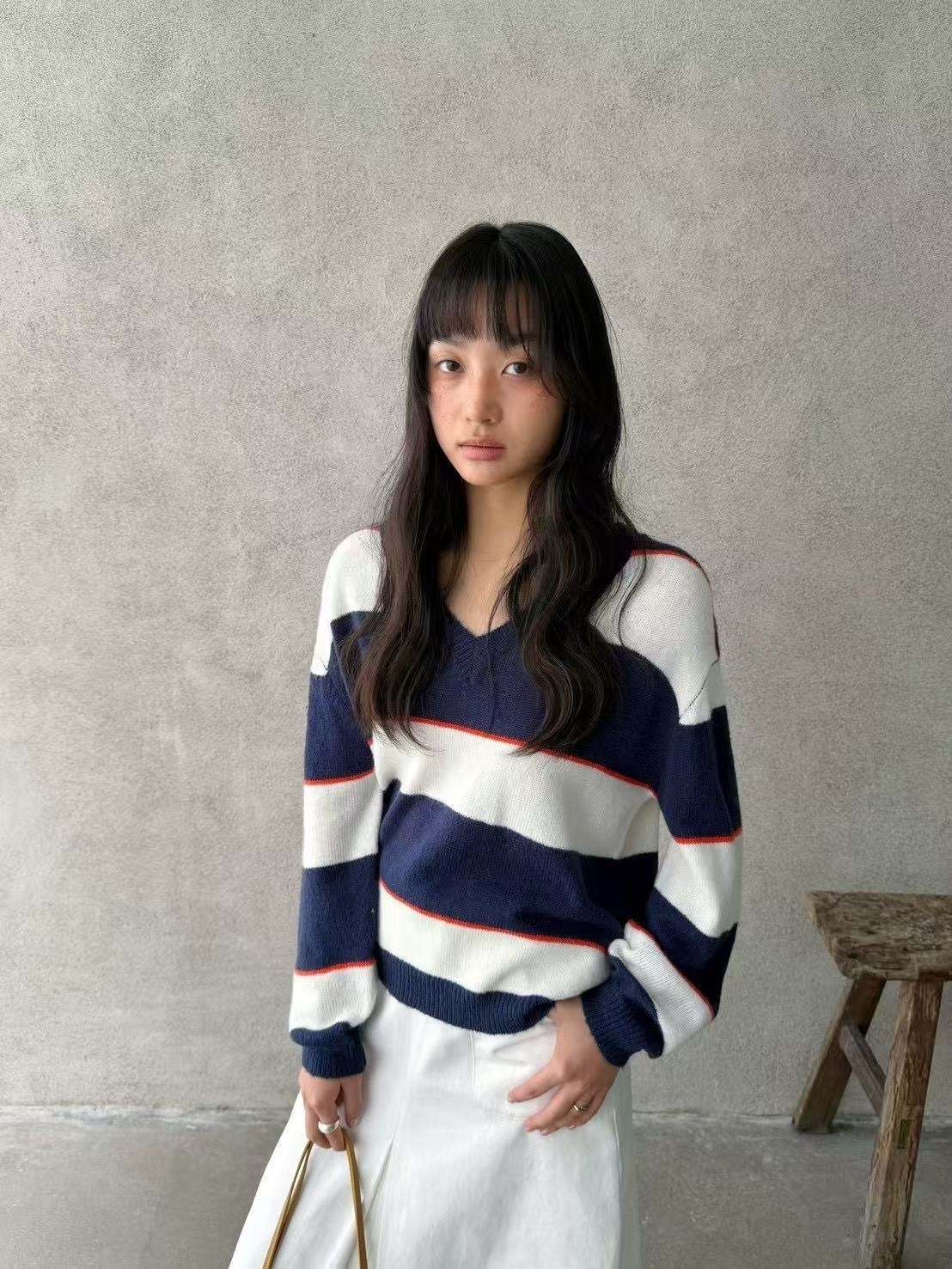 265 撞色條紋V領針織上衣