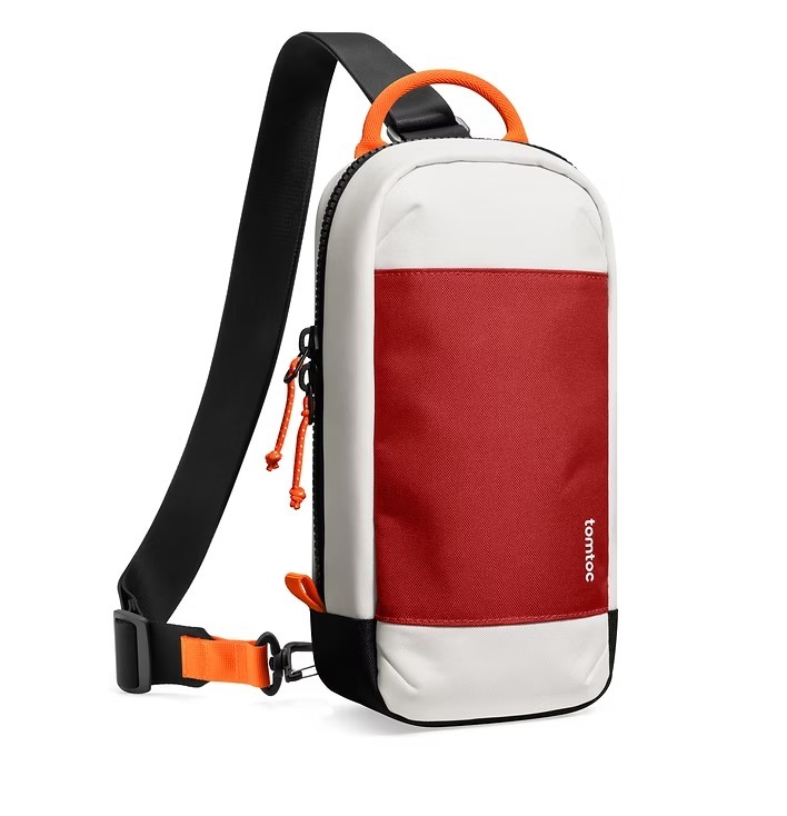 Tomtoc | 玩家首選 旅行斜肩包​​ 紅