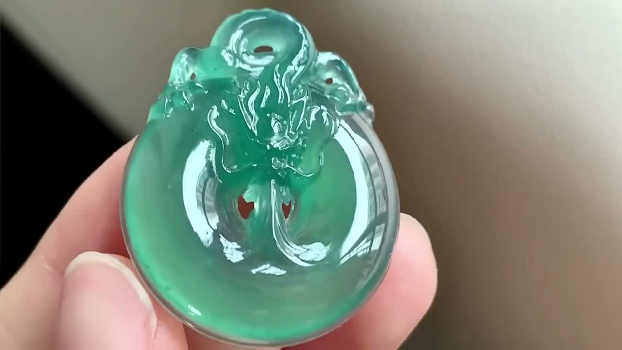 1235723 翡翠藍底龍吐水