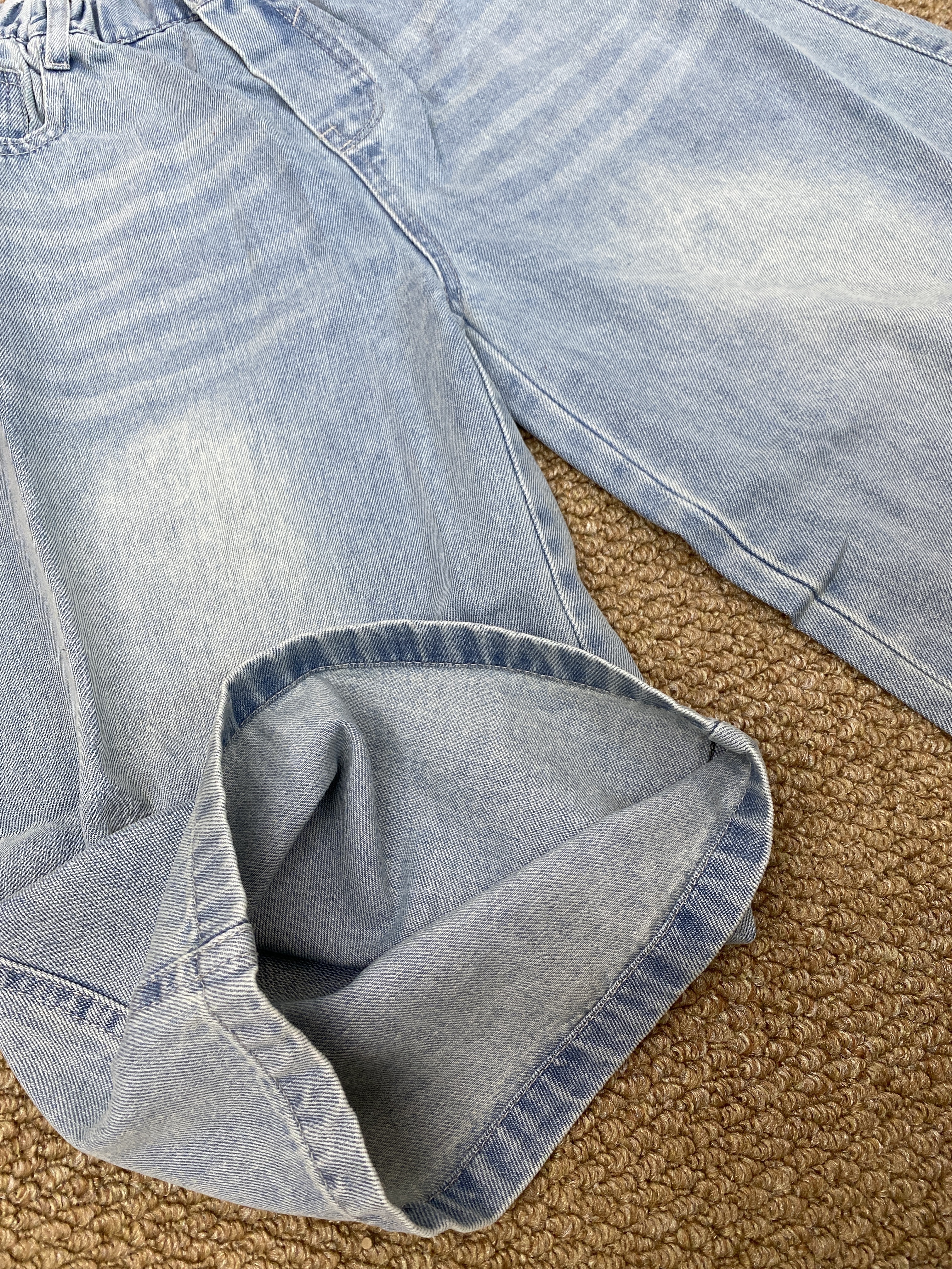 A04300刷白寬牛仔褲